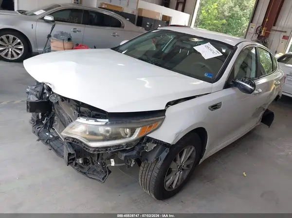KNAGT4L3XG5074779 2016 KIA OPTIMA - Image 2