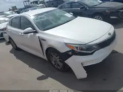 KNAGT4L3XG5078086 2016 KIA OPTIMA
