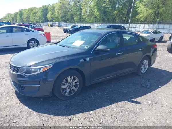 KNAGT4L3XG5078248 2016 KIA OPTIMA - Image 2
