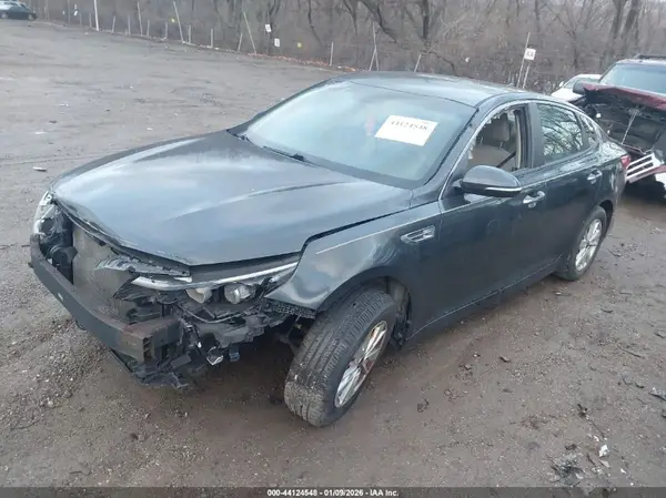 KNAGT4L3XG5079139 2016 KIA OPTIMA - Image 2