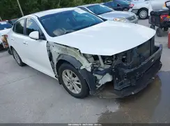 KNAGT4L3XG5088486 2016 KIA OPTIMA