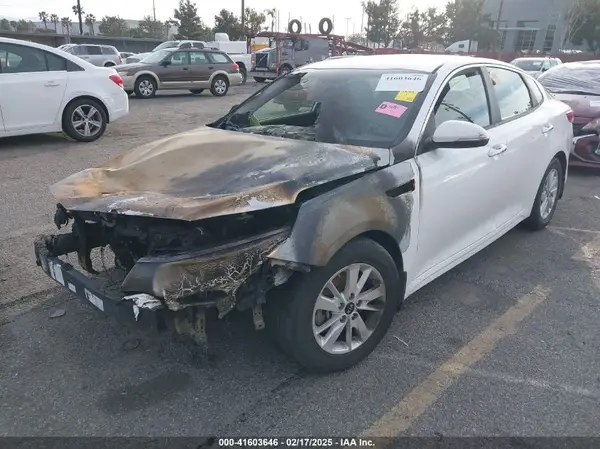 KNAGT4L3XG5095471 2016 KIA OPTIMA - Image 2