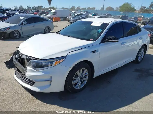KNAGT4L3XG5095776 2016 KIA OPTIMA - Image 2