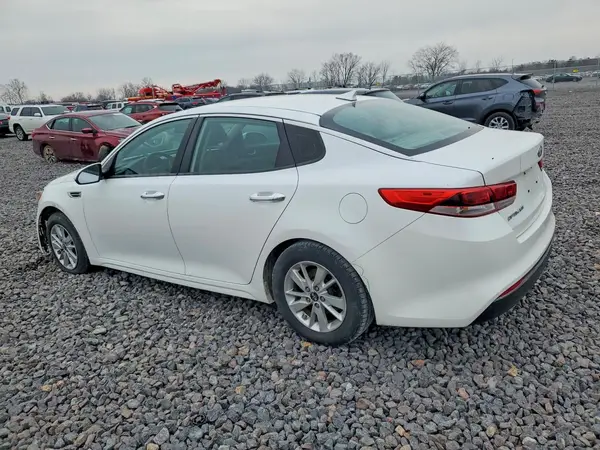 KNAGT4L3XG5100877 2016 KIA OPTIMA - Image 2