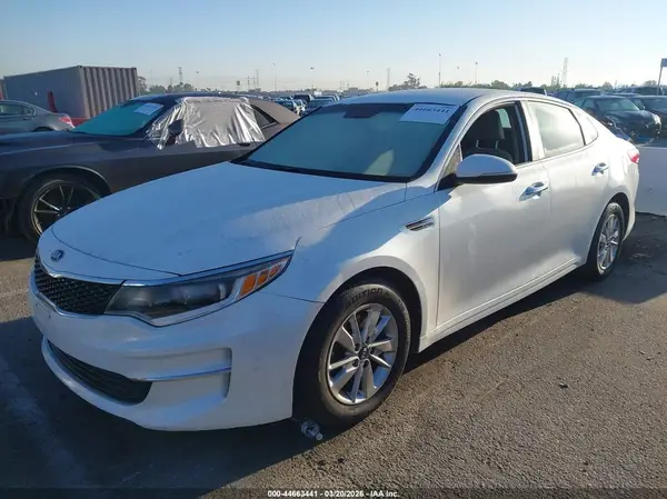 KNAGT4L3XG5102676 2016 KIA OPTIMA - Image 2