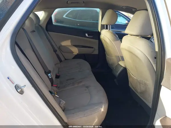 KNAGT4L3XG5102676 2016 KIA OPTIMA - Image 8