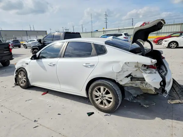 KNAGT4L3XG5104329 2016 KIA OPTIMA - Image 2