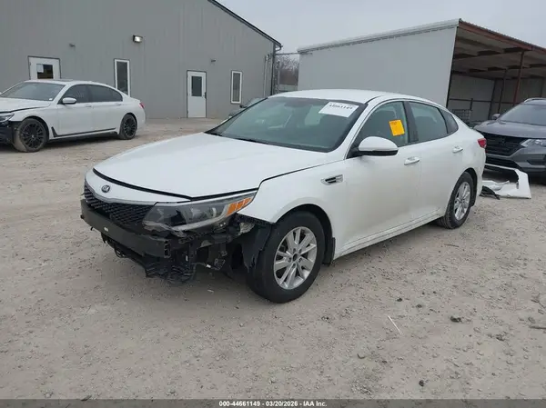 KNAGT4L3XG5104802 2016 KIA OPTIMA - Image 2