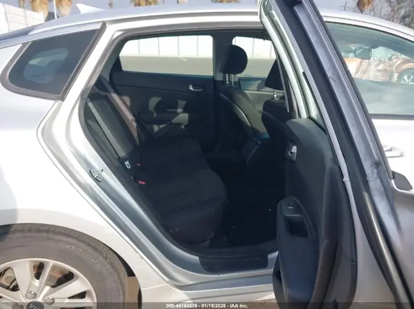 KNAGT4L3XG5111443 2016 KIA OPTIMA - Image 8