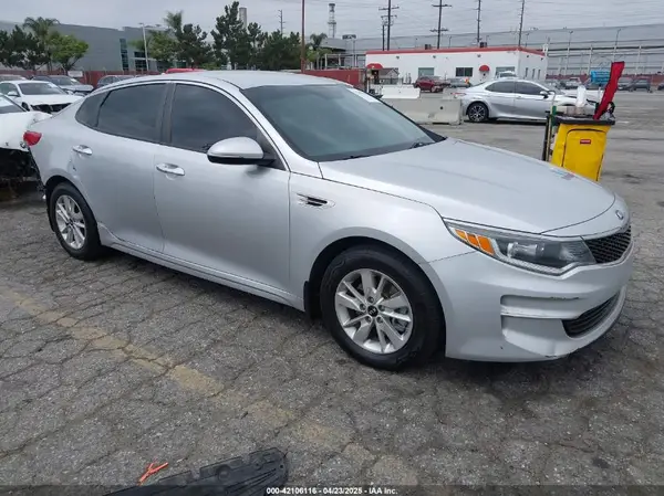 KNAGT4L3XG5111796 2016 KIA OPTIMA - Image 1