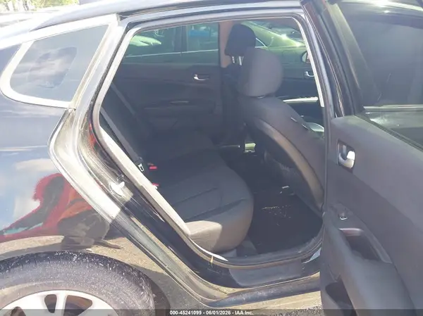 KNAGT4L3XG5115752 2016 KIA OPTIMA - Image 8