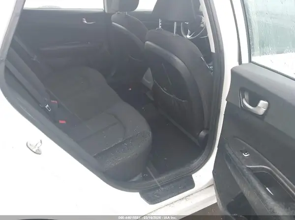 KNAGT4L3XH5141852 2017 KIA OPTIMA - Image 8