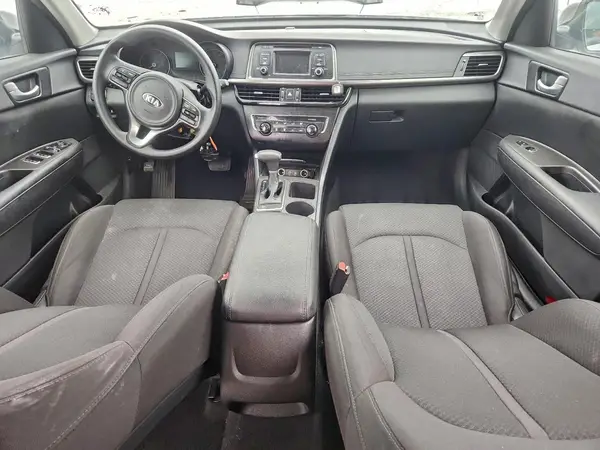 KNAGT4L3XH5154911 2017 KIA OPTIMA - Image 8