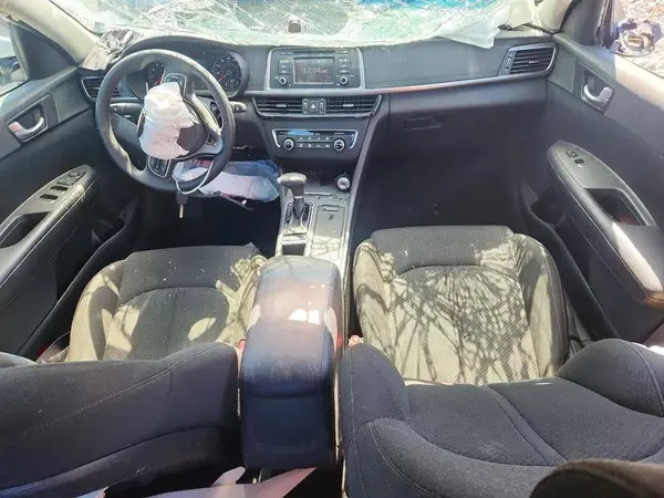 KNAGT4L3XH5162443 2017 KIA OPTIMA - Image 8