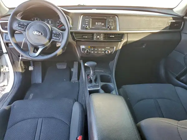 KNAGT4L3XH5175693 2017 KIA OPTIMA - Image 8