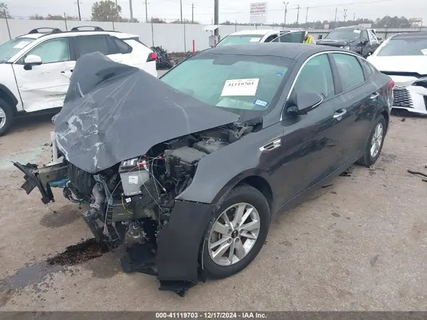 KNAGT4L3XJ5220315 2018 KIA OPTIMA - Image 2