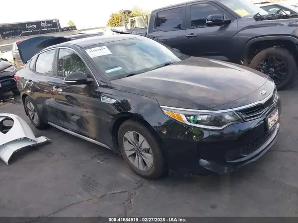 KNAGT4LC0H5006086 2017 KIA OPTIMA - Image 1