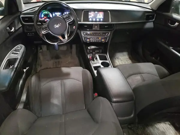 KNAGT4LC0H5006637 2017 KIA OPTIMA - Image 8