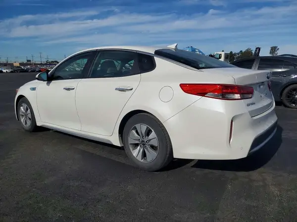 KNAGT4LC0H5007674 2017 KIA OPTIMA - Image 2