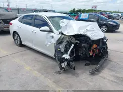 KNAGT4LC0H5008517 2017 KIA OPTIMA