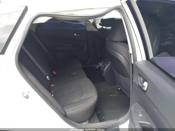 KNAGT4LC0H5008517 2017 KIA OPTIMA - Image 8
