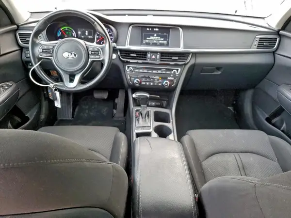 KNAGT4LC1H5006405 2017 KIA OPTIMA - Image 8
