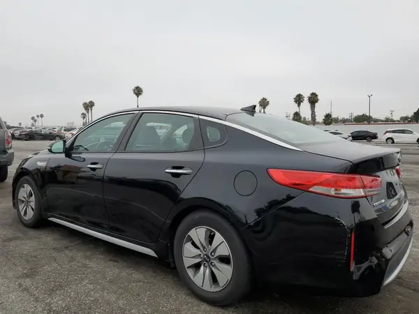 KNAGT4LC2H5006090 2017 KIA OPTIMA - Image 2