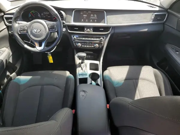KNAGT4LC4H5004714 2017 KIA OPTIMA - Image 8