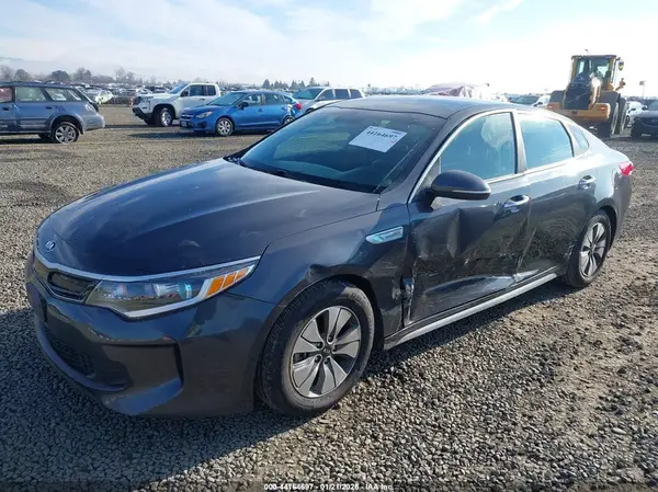 KNAGT4LC5H5006732 2017 KIA OPTIMA - Image 2