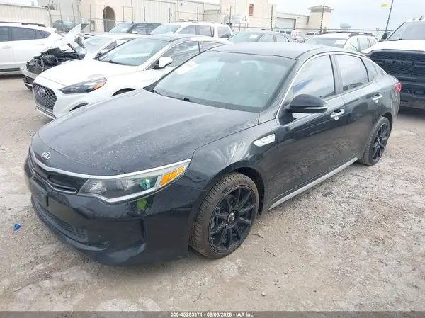 KNAGT4LC5H5007685 2017 KIA OPTIMA - Image 2