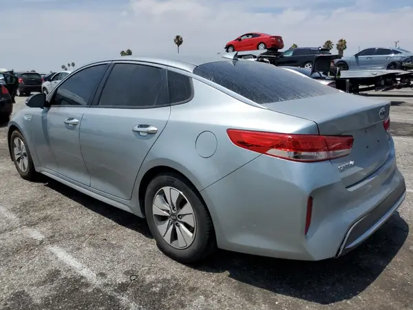 KNAGT4LC6H5008067 2017 KIA OPTIMA - Image 2