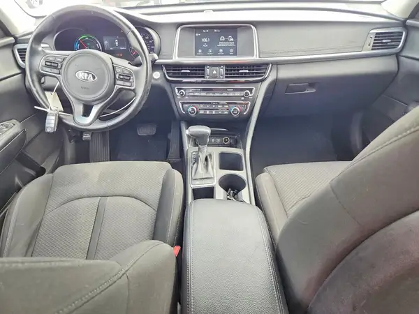 KNAGT4LC6H5008697 2017 KIA OPTIMA - Image 8