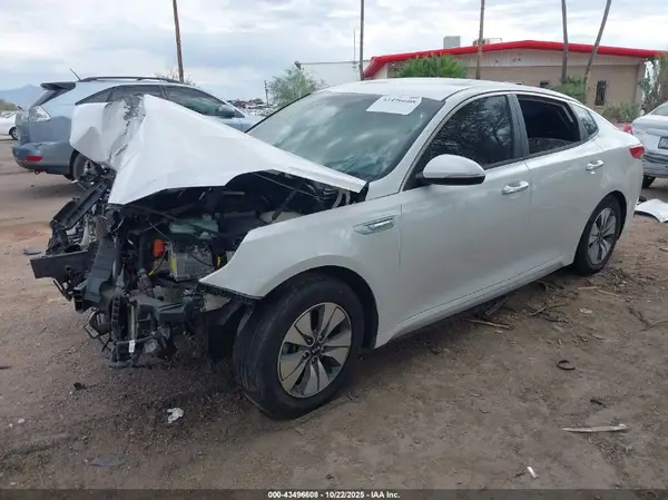 KNAGT4LC8H5004991 2017 KIA OPTIMA - Image 2