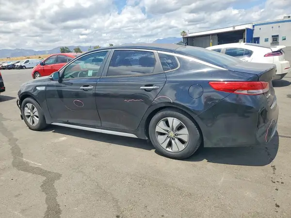KNAGT4LC8H5005025 2017 KIA OPTIMA - Image 2