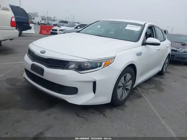KNAGT4LC9H5006409 2017 KIA OPTIMA - Image 2