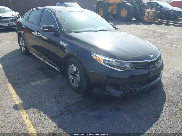 KNAGT4LC9H5007995 2017 KIA OPTIMA - Image 1