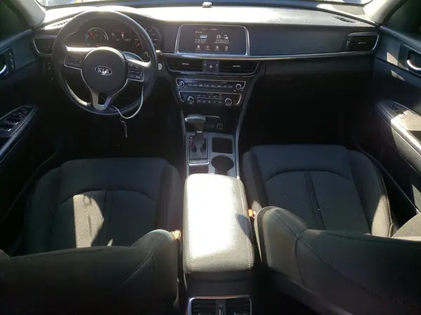 KNAGT4LCXH5004989 2017 KIA OPTIMA - Image 8