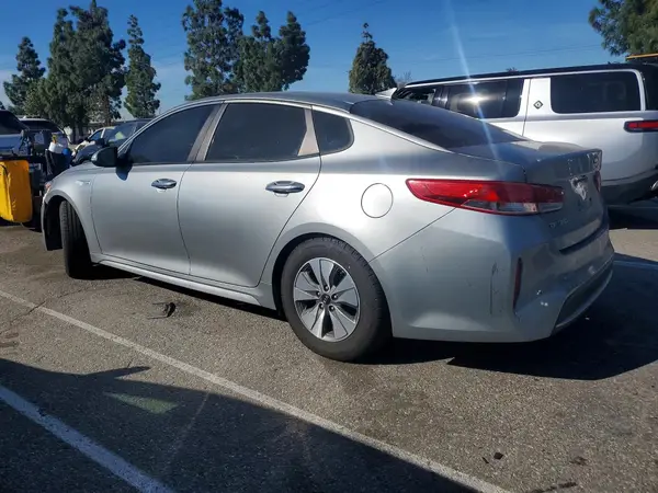 KNAGT4LCXH5006001 2017 KIA OPTIMA - Image 2