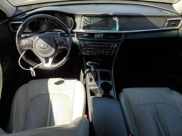 KNAGT4LCXH5007133 2017 KIA OPTIMA - Image 8