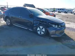 KNAGT4LE0H5010561 2017 KIA OPTIMA