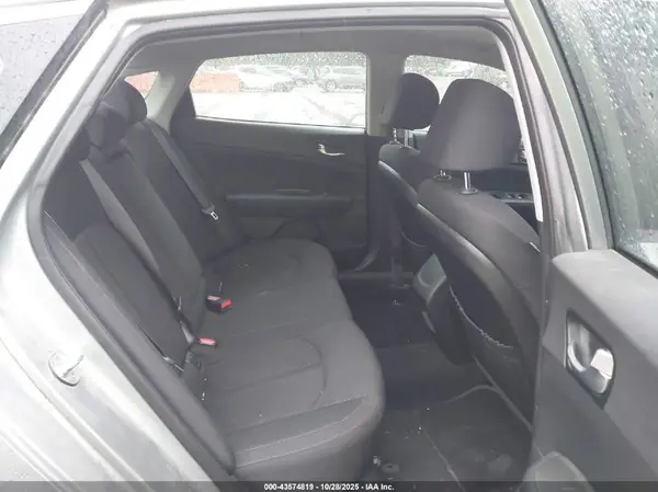 KNAGT4LE0H5011421 2017 KIA OPTIMA - Image 8
