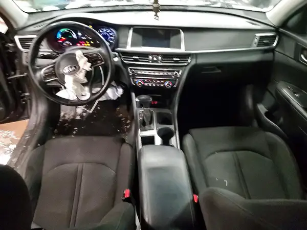 KNAGT4LE0H5014464 2017 KIA OPTIMA - Image 8