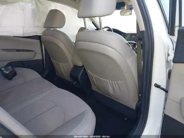 KNAGT4LE1H5009029 2017 KIA OPTIMA - Image 8