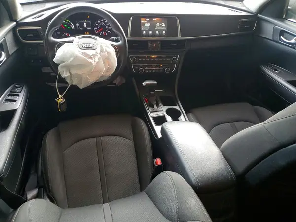 KNAGT4LE1H5017437 2017 KIA OPTIMA - Image 8