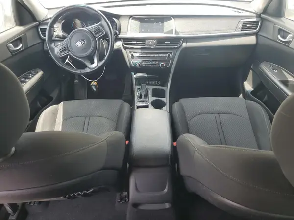 KNAGT4LE1H5017485 2017 KIA OPTIMA - Image 8