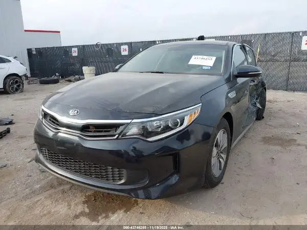 KNAGT4LE1J5021641 2018 KIA OPTIMA - Image 2