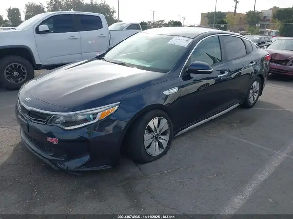 KNAGT4LE1J5024247 2018 KIA OPTIMA - Image 2
