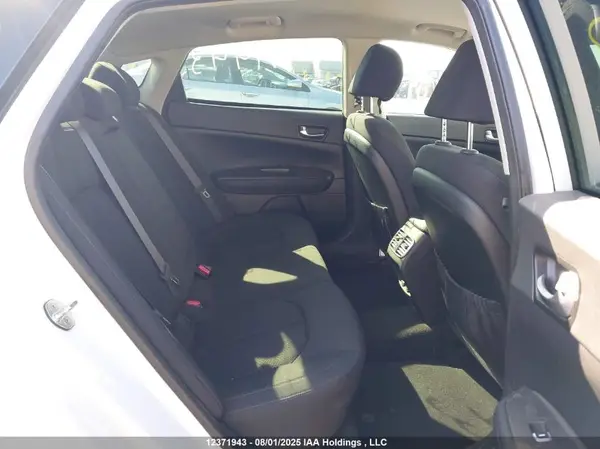 KNAGT4LE1J5024278 2018 KIA OPTIMA - Image 8