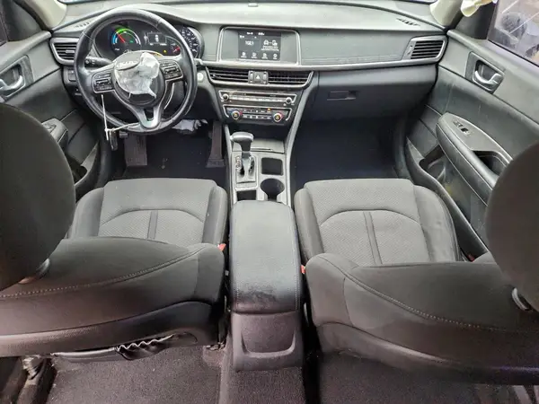 KNAGT4LE2H5008925 2017 KIA OPTIMA - Image 8