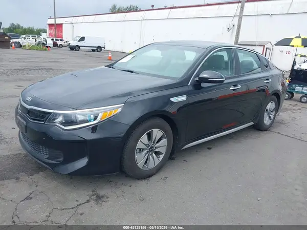 KNAGT4LE2H5012523 2017 KIA OPTIMA - Image 2